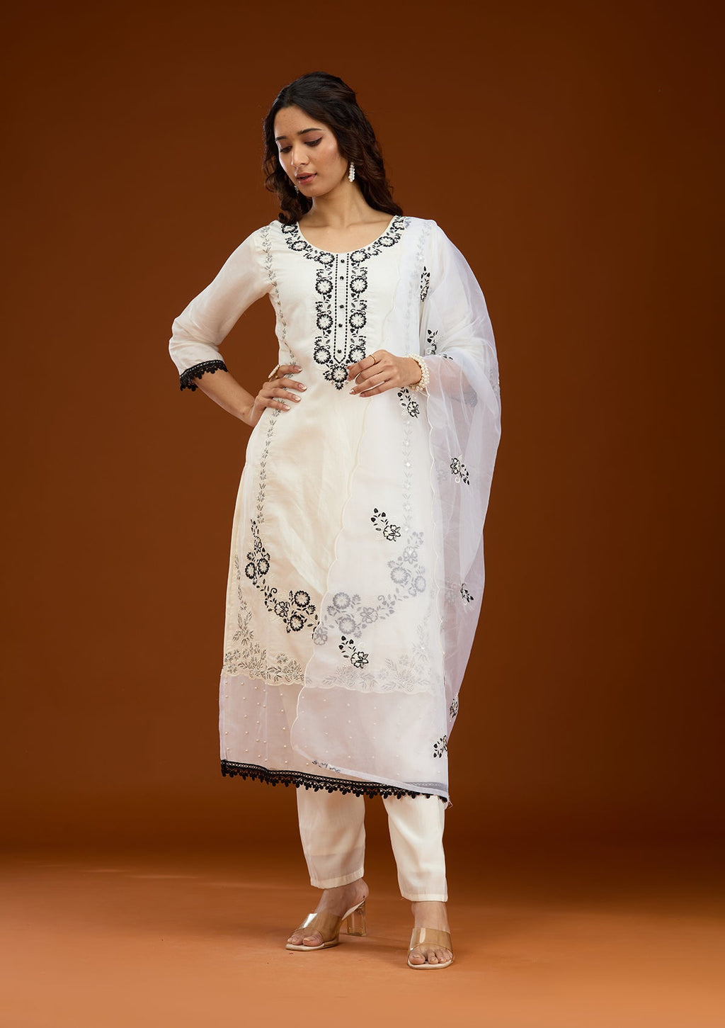 Off White Threadwork Semi Crepe Readymade Salwar Suit