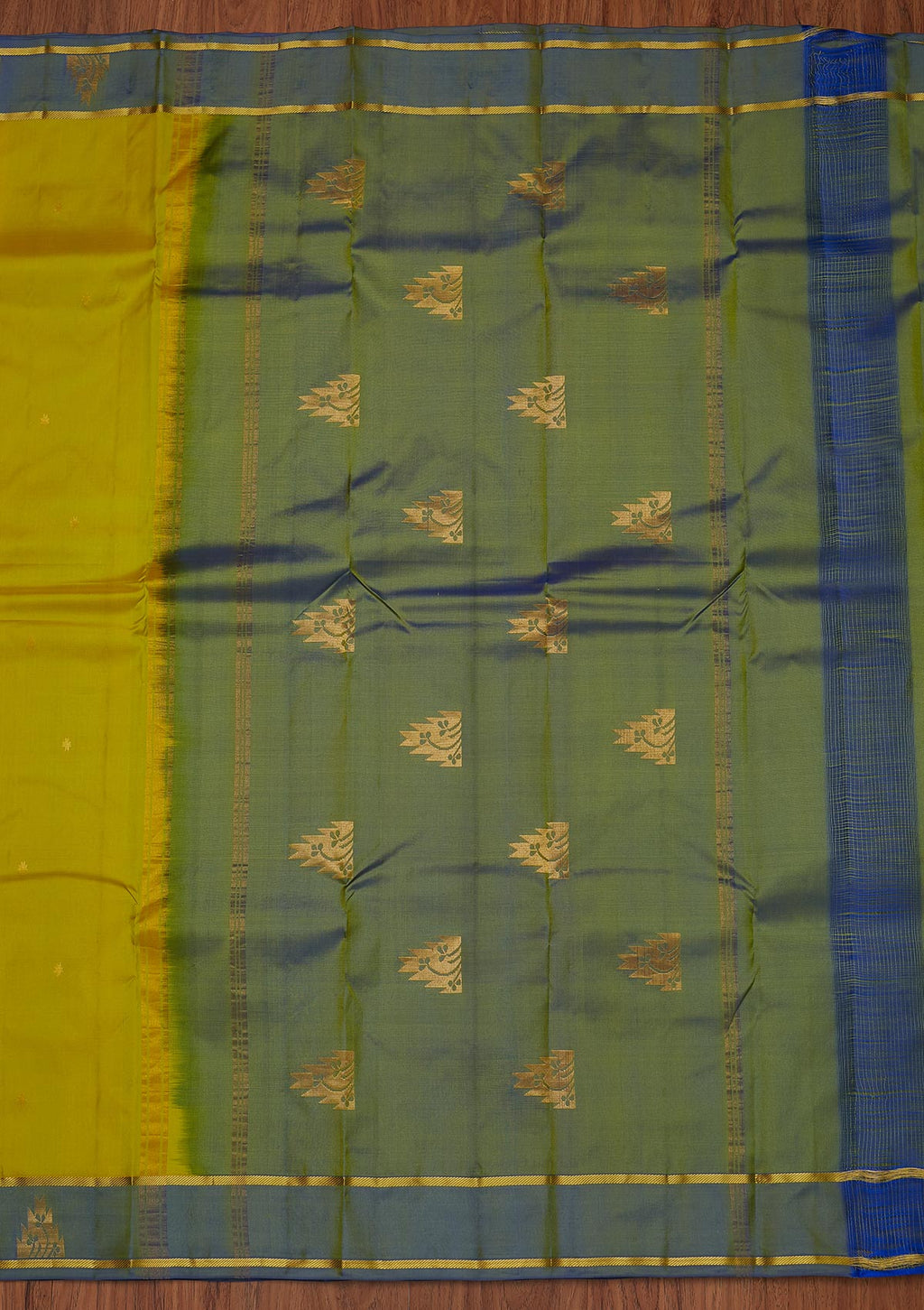 Parrot Green Zariwork Pure Silk Unstitched Saree