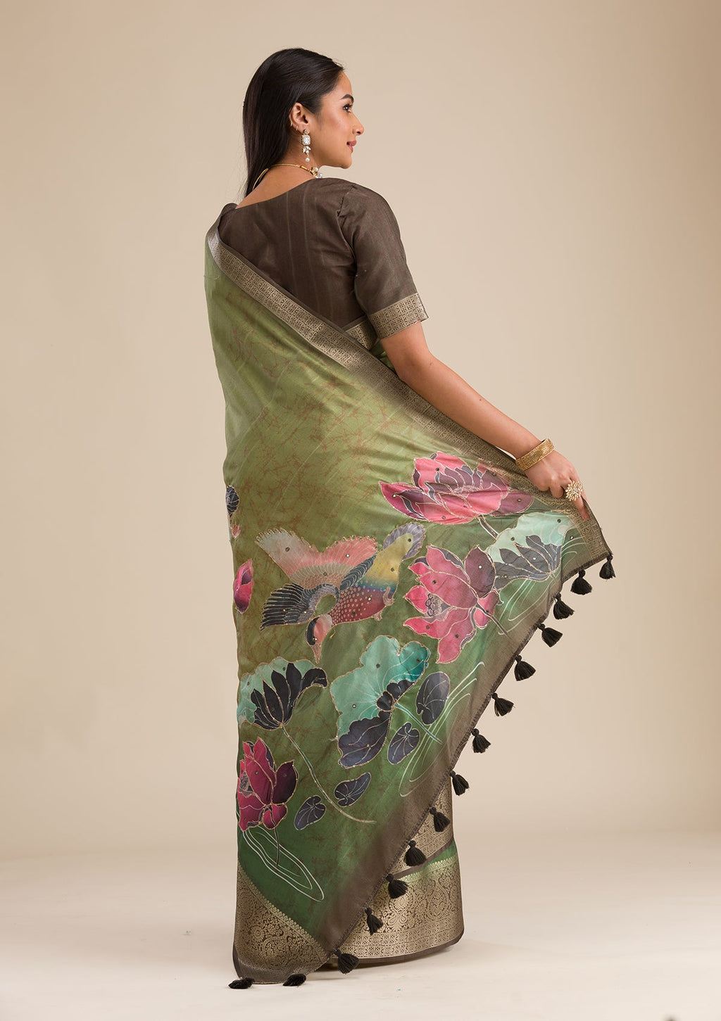 Parrot Green Plain Tissue Saree