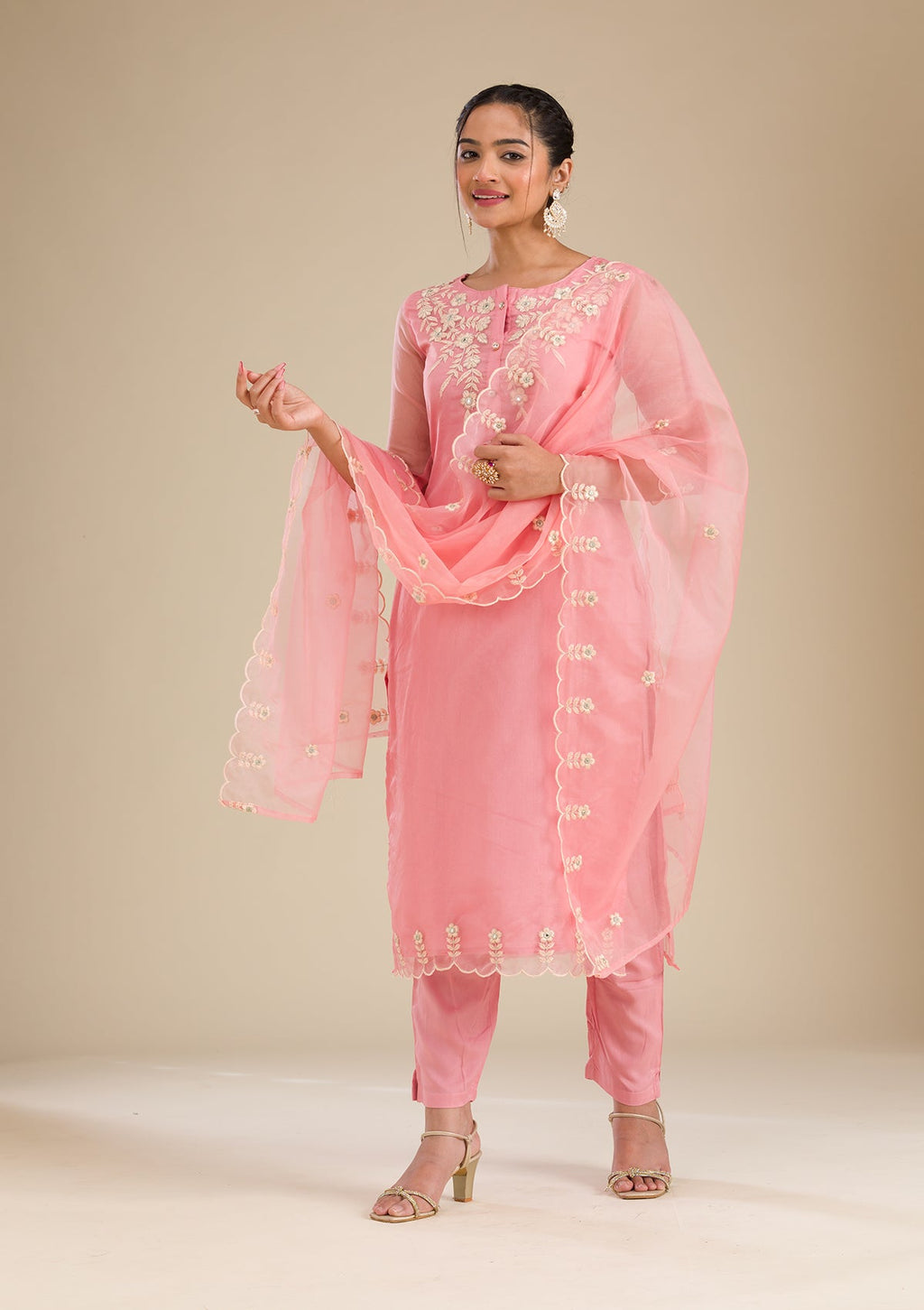 Peach Threadwork Chiffon Readymade Salwar Suit