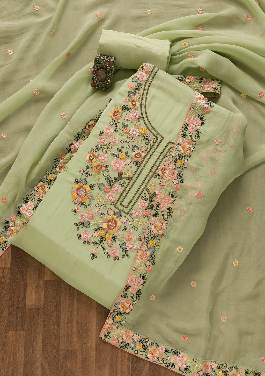 Pista Green Threadwork Tissue Unstitched Salwar Suit