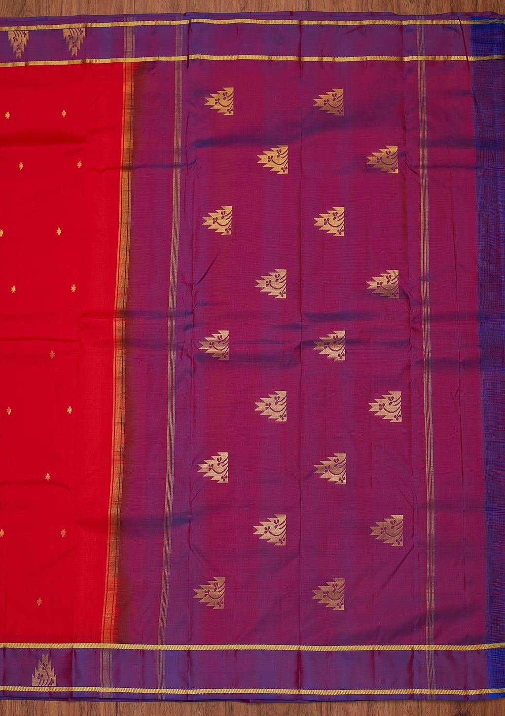Red Zariwork Pure Silk Unstitched Saree