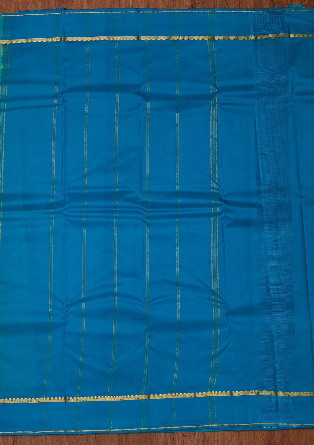 Sea Green Zariwork Pure Silk Unstitched Saree