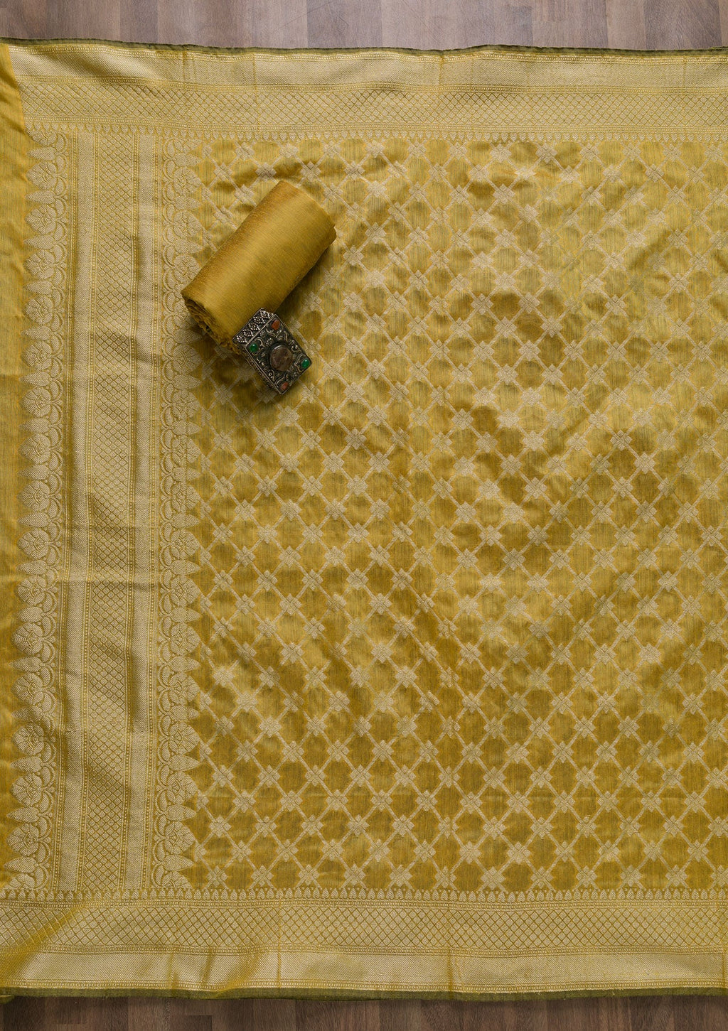 Yellow Zariwork Banarasi Unstitched Salwar Suit