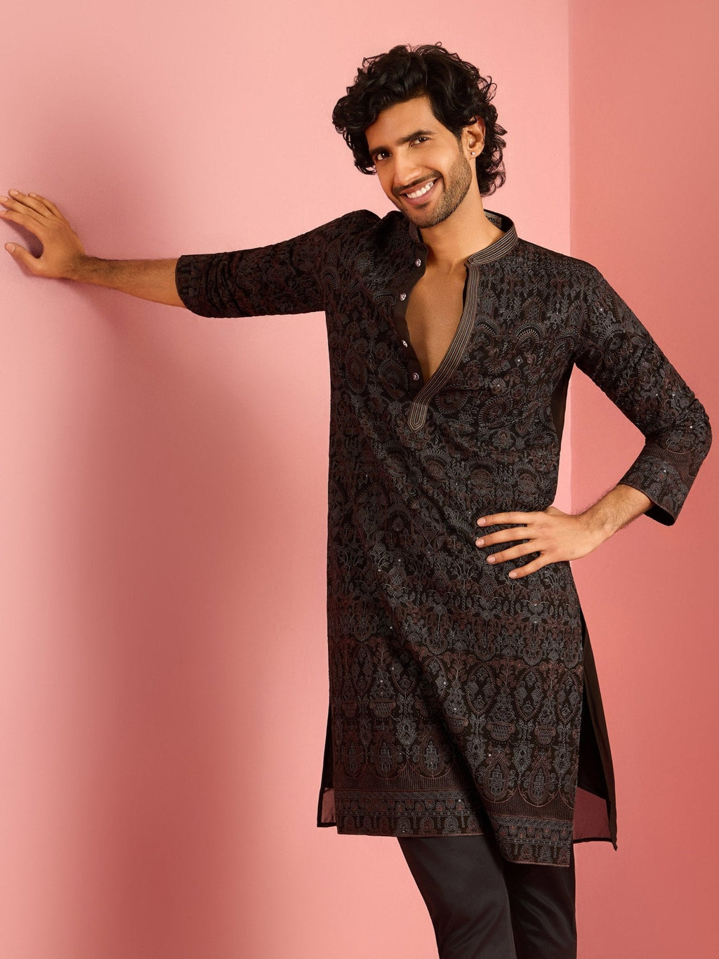 Men's Black Kashmiri Embroidered Georgette Kurta