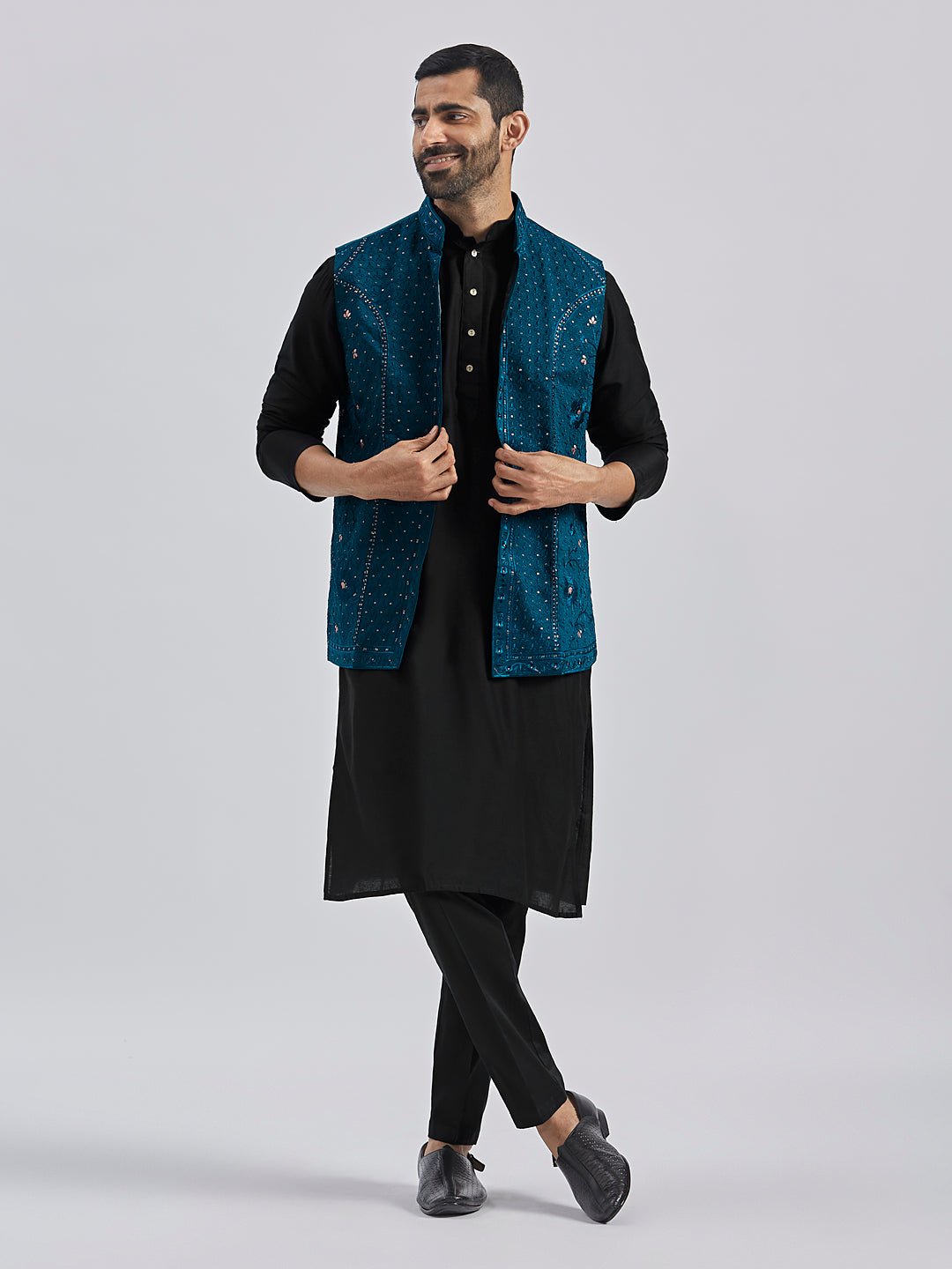 Men's Black Kurta Pyjama Set with Turquoise Embroidered Nehru Jacket