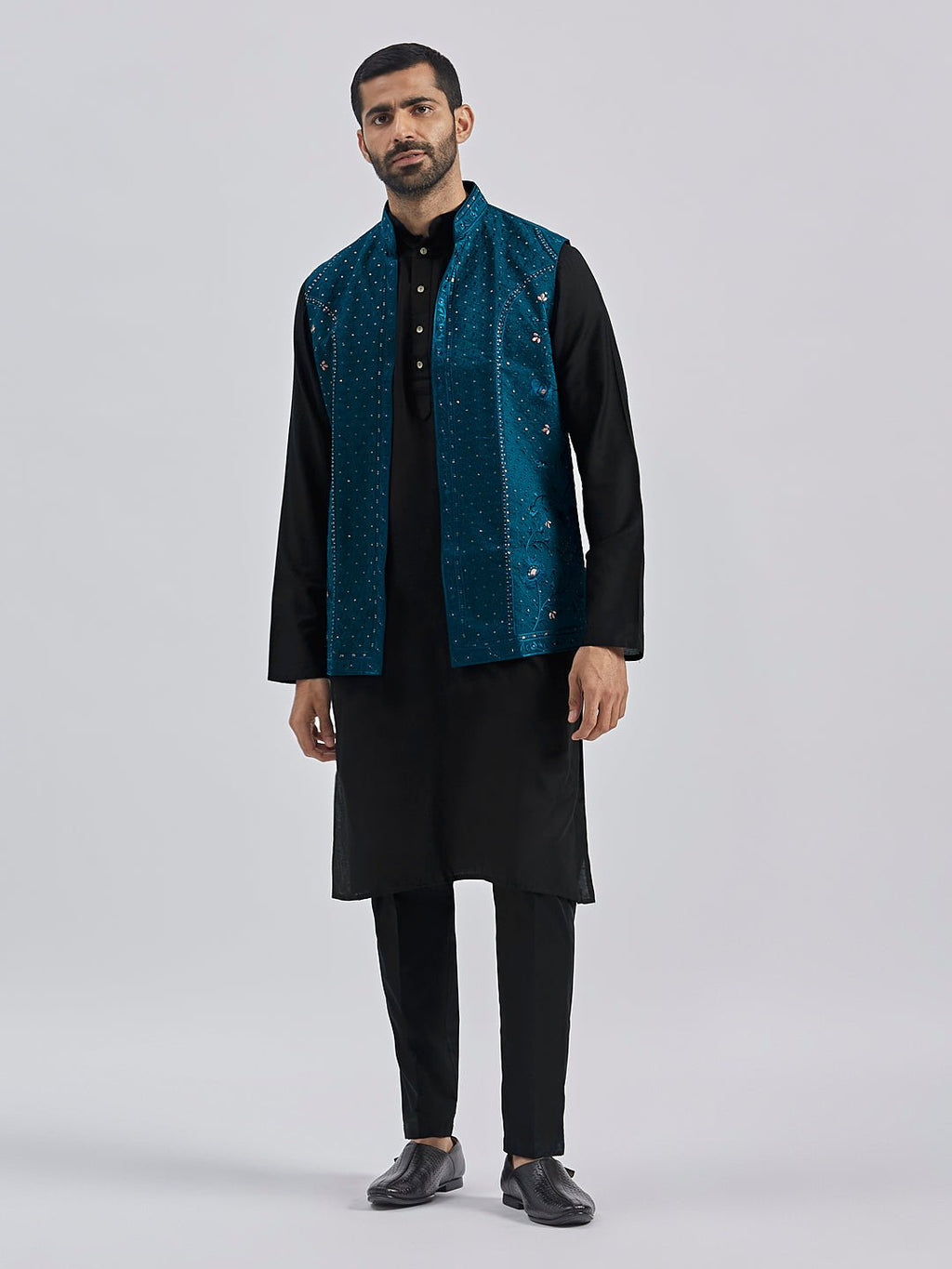 Men's Black Kurta Pyjama Set with Turquoise Embroidered Nehru Jacket