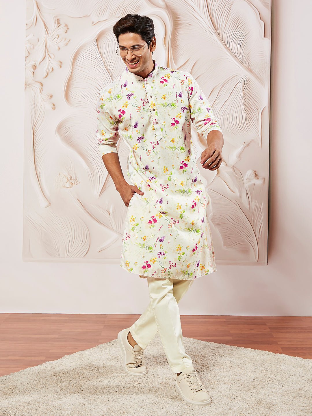 Men's Cream Printed Kurta Pyjama Set